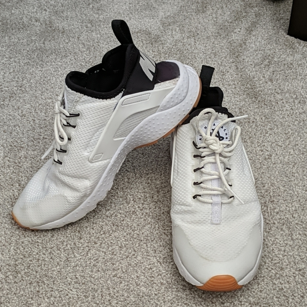 Nike Huaraches - 8 Women's